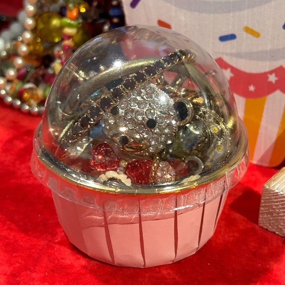 🧁Diamond Cupcake🧁 Live Show Listing ❣️All Wearable, Sellable, Giftable❣️ 🛼🛼🛼 - Picture 6 of 13